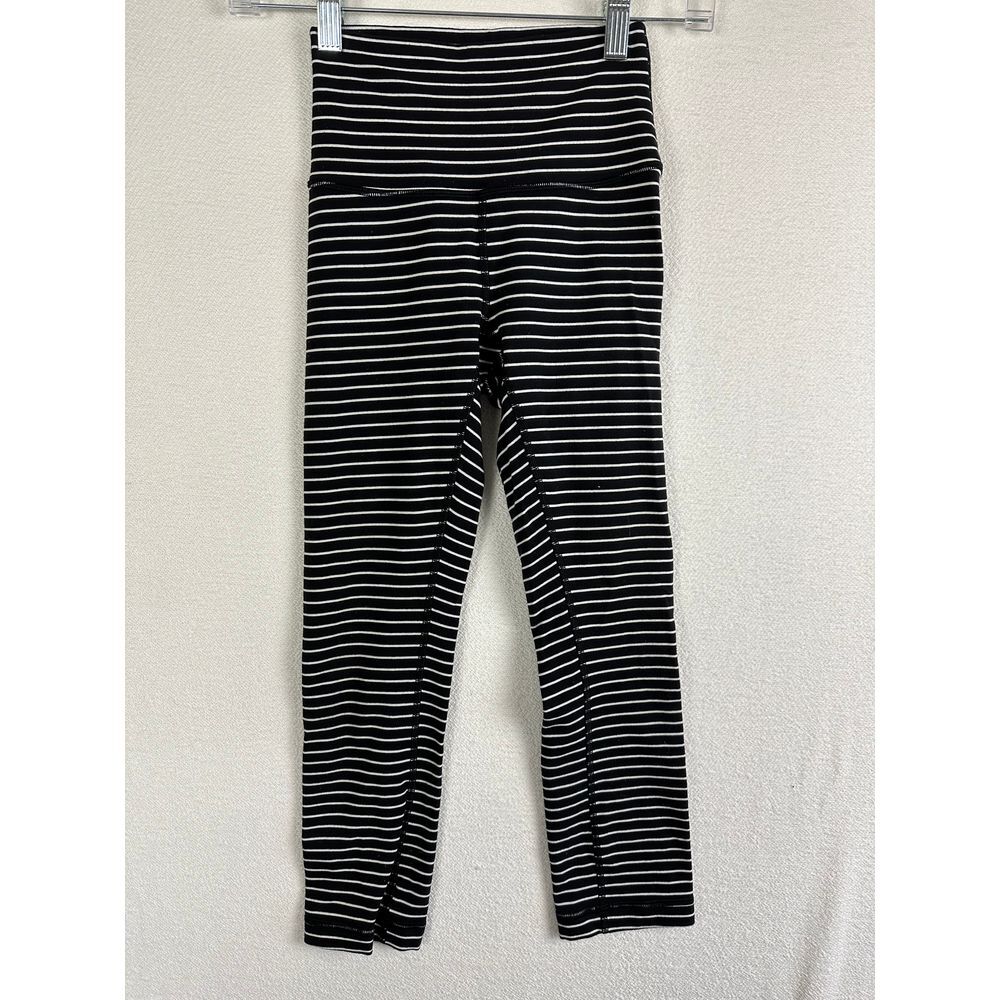 Lululemon Legging Women's‎ XXS Black & White Striped
